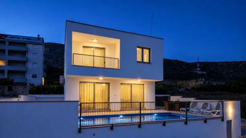 Villa Top Hill