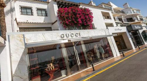 Modern and cosy apartment in the heart of Puerto Banús photo 28