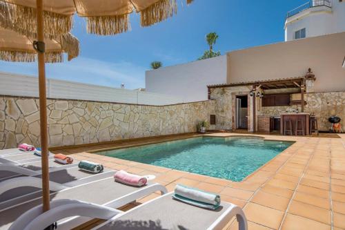 Villa Lara Pinta by Villa Plus