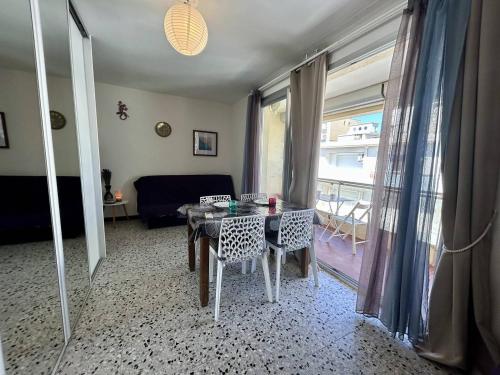 CR150-009 Studio - 4 Couchages- CANET EN ROUSSILLON