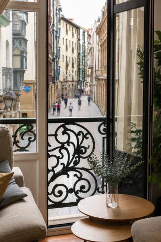 Live Old Town Bilbao