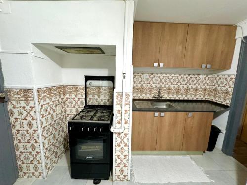 Low Cost - Close to the Alameda and Arroios metro stations in central Lisbon