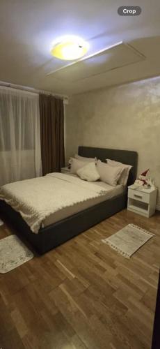 Lova arba lovos apgyvendinimo įstaigoje Mady