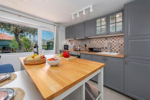 Apartment for Friends & Family