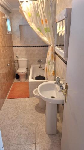 CT 395 - Faro's Benalmadena Capellania for 2 photo 8