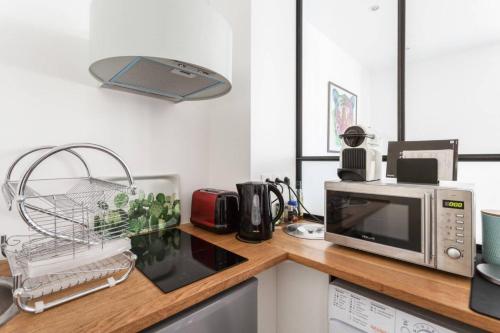 Modern studio perfectly equipped and renovated