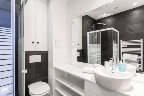 Modern studio perfectly equipped and renovated