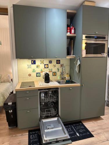 30 m apartment in Paris