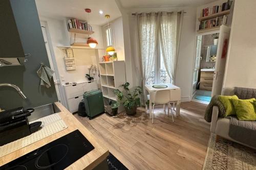 30 m apartment in Paris
