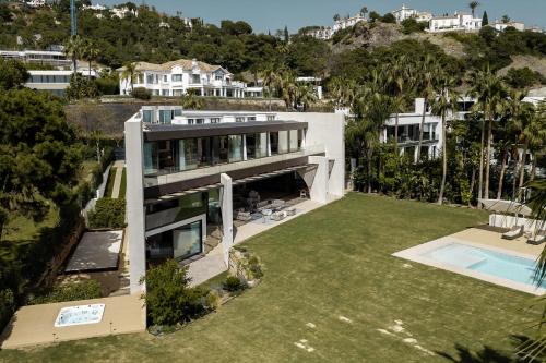 Villa Futura Spectacular Luxury Designer Villa