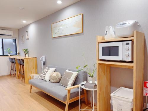 L house