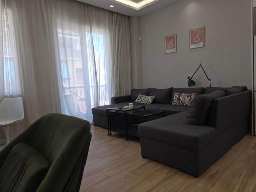 Modern 1 Bd Stay Near Piraeus Tower