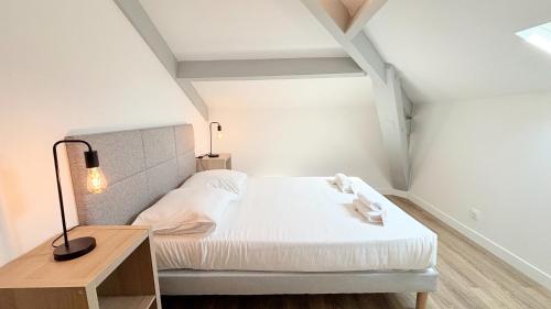 Proche gare, 5 min Plage du Midi, T2 avec 1 chambre - Palmazur Vacances