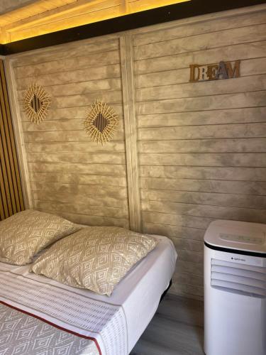 Cabane insolite avec jacuzzi privatif