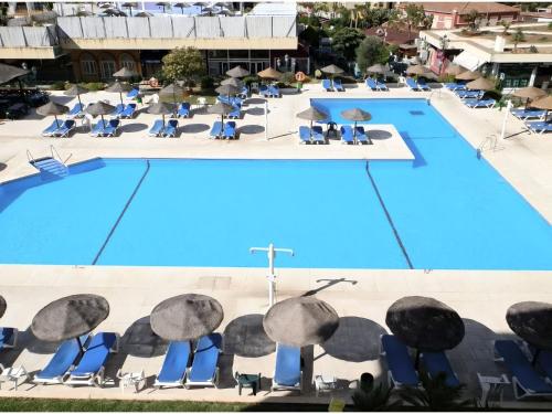Sunset Pool - La Nogalera - City Center
