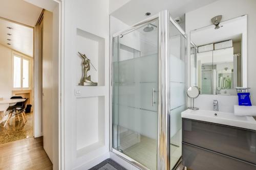 Bright Spacious 4P Eiffel Tower Auteuil