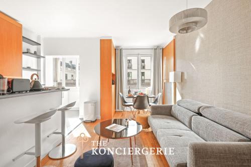 Charmant appartement a deux pas des ChampsElysees