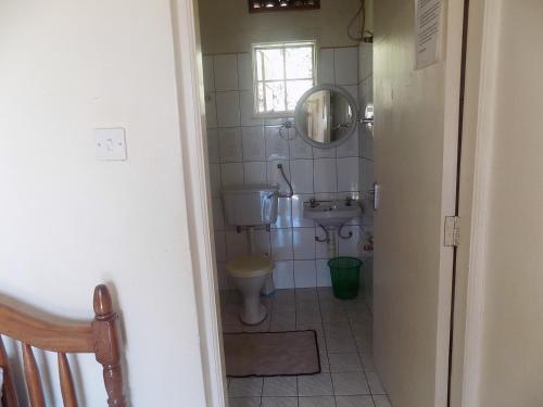 Koupelna v ubytování Manhattan Guesthouse Kampala