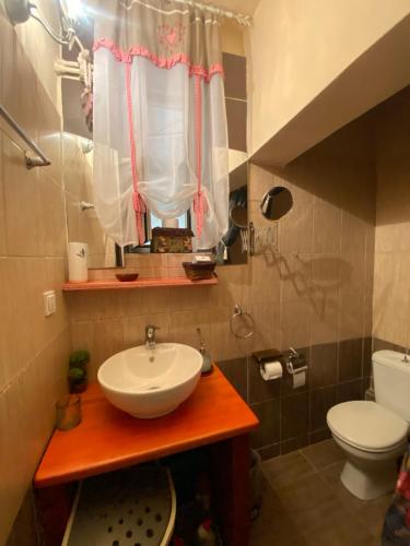 Cozy Apartment Alexandros near Aqueduct (Kamares)