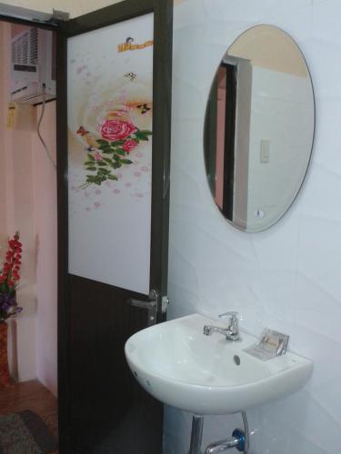 Bathroom sa Vhauschild Transient Rooms -B