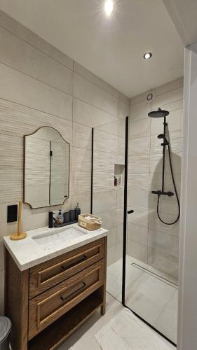 Opera District Luxury Residence with Elite Design