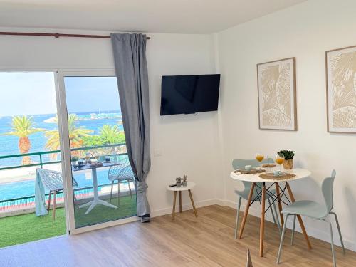 APARTMENTS THE TERRACE BY THE SEA -Ocean & Pool view - Comodoro, Los Cristianos, Tenerife