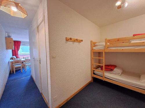 Studio au pied des pistes avec balcon, parking, 4 pers.