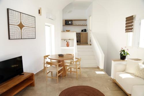 THERRA Suites & Sunset Terrace
