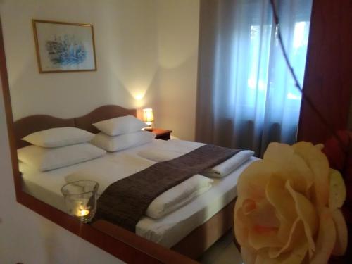 Gallery image of Guest house Garfild 2 in Novi Vinodolski