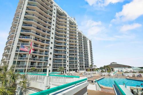 Beautiful resort condo with a shared pool hot tub tennis gym & beach access photo 23