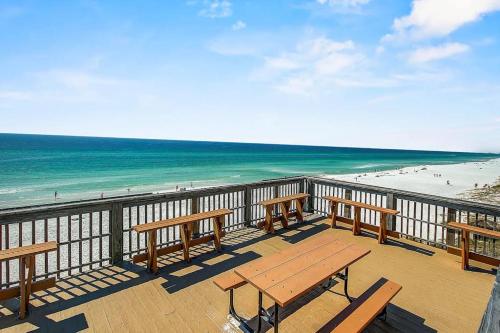 Beautiful resort condo with a shared pool hot tub tennis gym & beach access photo 26