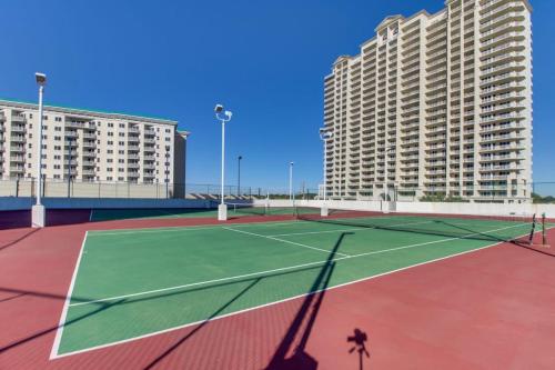 Beautiful resort condo with a shared pool hot tub tennis gym & beach access photo 41