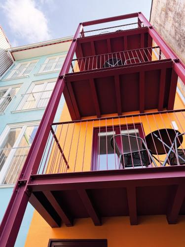 PopArt Apartment's - 2 AC, 2 Bathrooms, Balcony and Free Lockers, - Porto UNESCO Historic Center