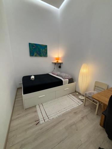 Spacious Mouraria Apartment Steps from the Castle