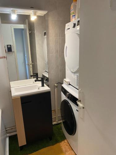Appartement 50m de la mer, 2 chambres