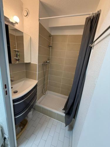 Escale Marine Studio 4 personnes climatisé, climatiseur mobile, avec piscines
