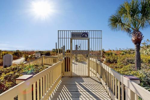 Breakers 327 photo 18