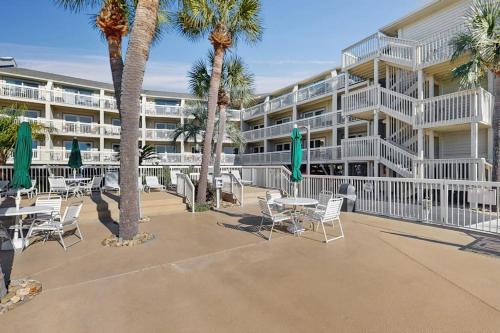 Breakers 327 photo 16