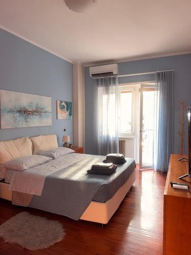 San Pietro Street 9 - Luxury apartment with terrace and dome view