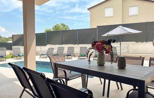 Pet Friendly Home In Porec