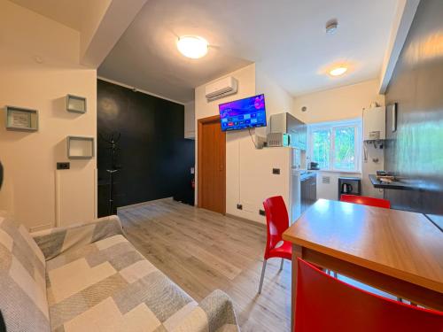 Roman Zeus Apartment