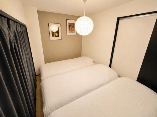 Enjoy Koenji Hotel 202, 2 stops to Shinjuku