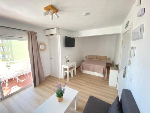 Las Brisas Urban Apartment