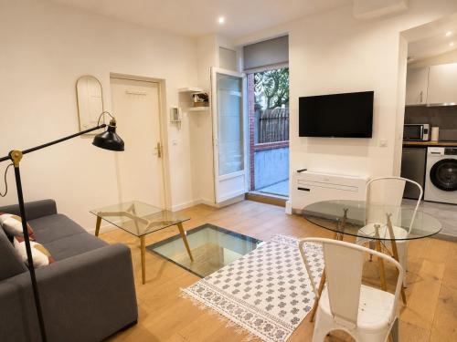Duplex calme avec clim et terrasse au centre ville