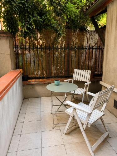 Duplex calme avec clim et terrasse au centre ville