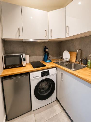 Duplex calme avec clim et terrasse au centre ville