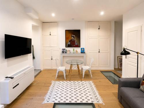 Duplex calme avec clim et terrasse au centre ville