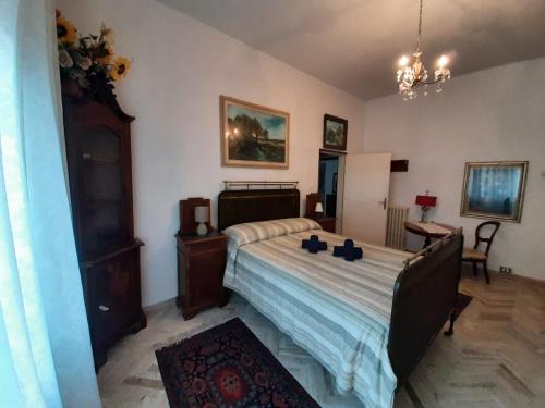 Via dalla matta folla a pochi minuti dal centro