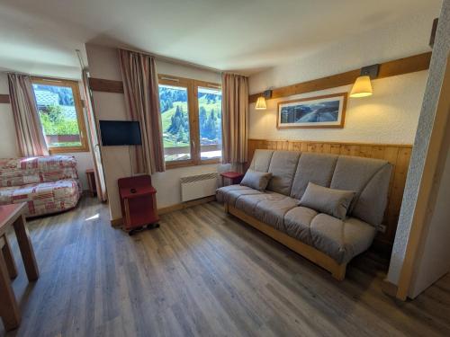 Appartement lumineux près des pistes, accès piscine, animaux acceptés