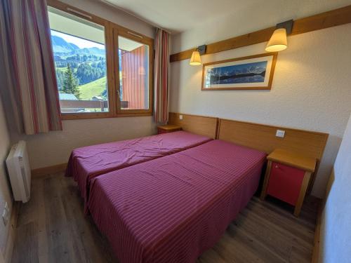 Appartement lumineux près des pistes, accès piscine, animaux acceptés